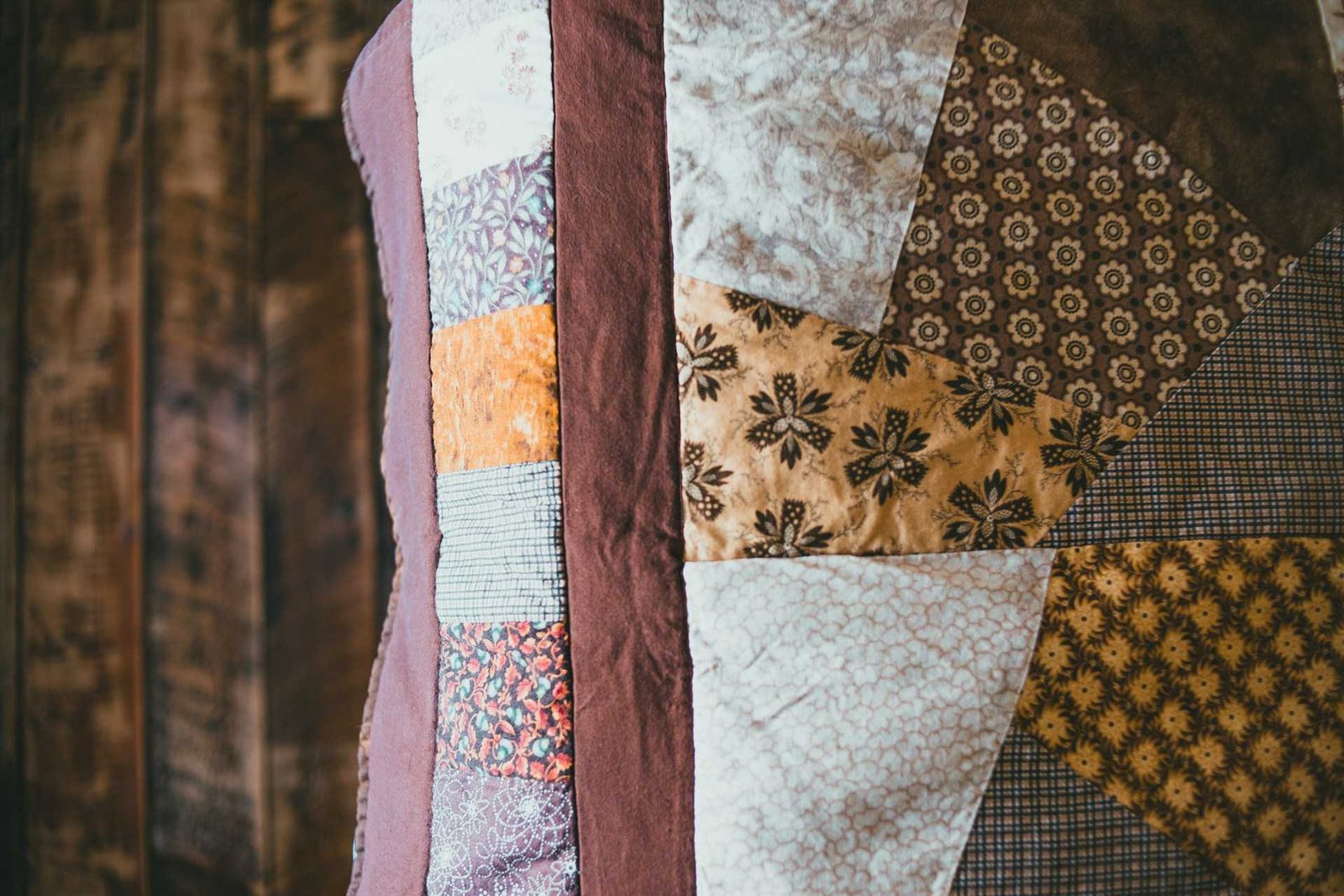 Ideias Criativas para Usar Patchwork na Decoração